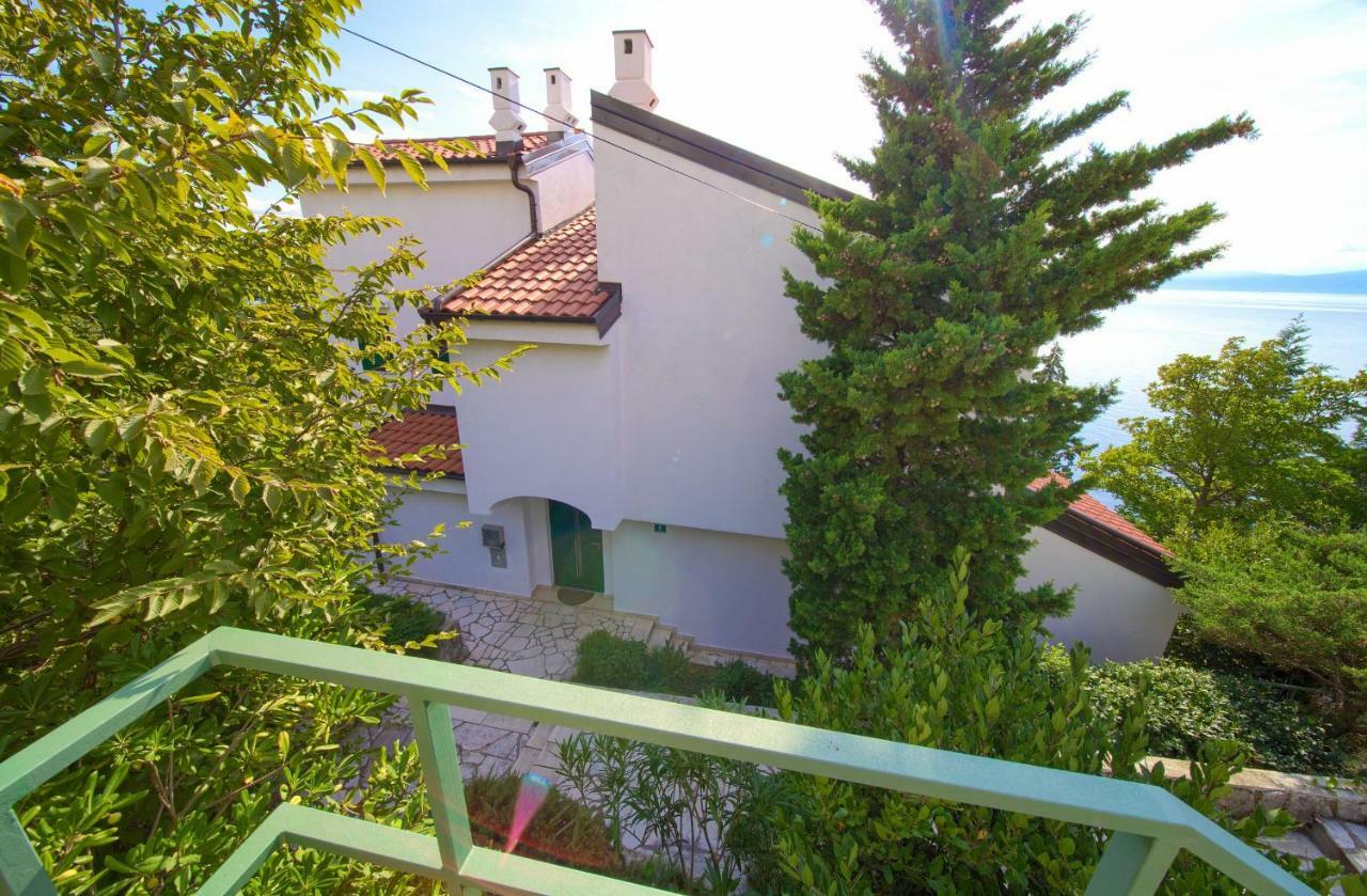 Apartments Six Kraljevica Luaran gambar